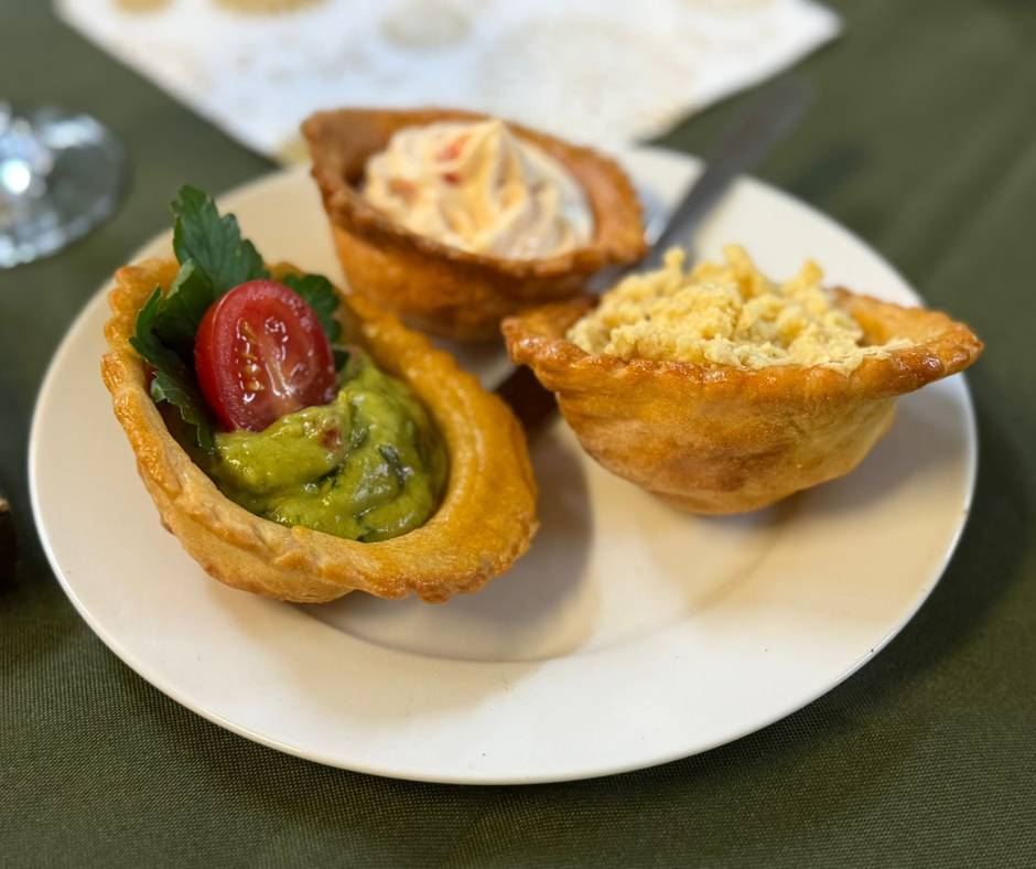 “Compartiendo Logros” – Cena de Cuatro Pasos con Amigos y Familia (1)