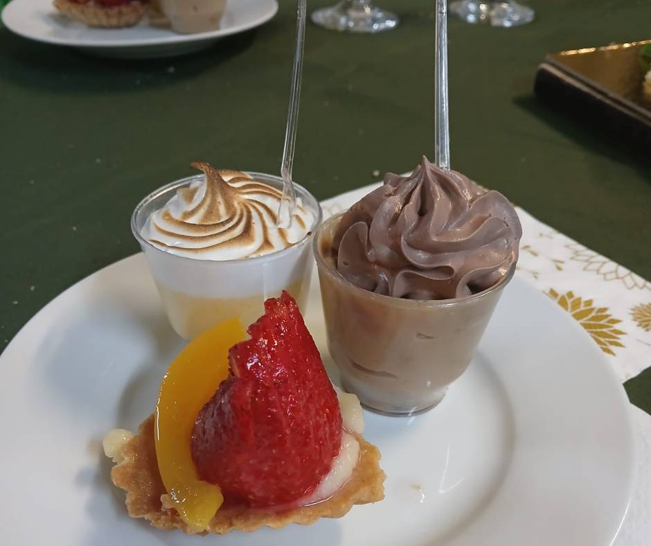 “Compartiendo Logros” – Cena de Cuatro Pasos con Amigos y Familia (9)