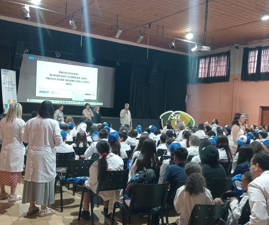 Encuentro educativo en el Complejo SACUDE (2)